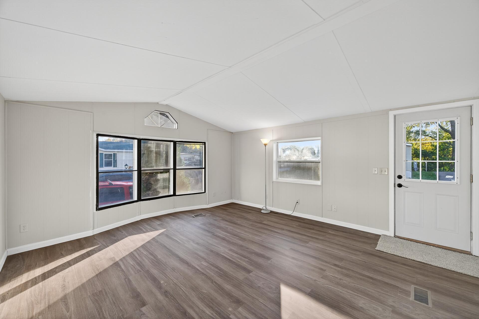 1213 96th Lane Northeast Blaine, MN 55434 - Photo 4 of 28