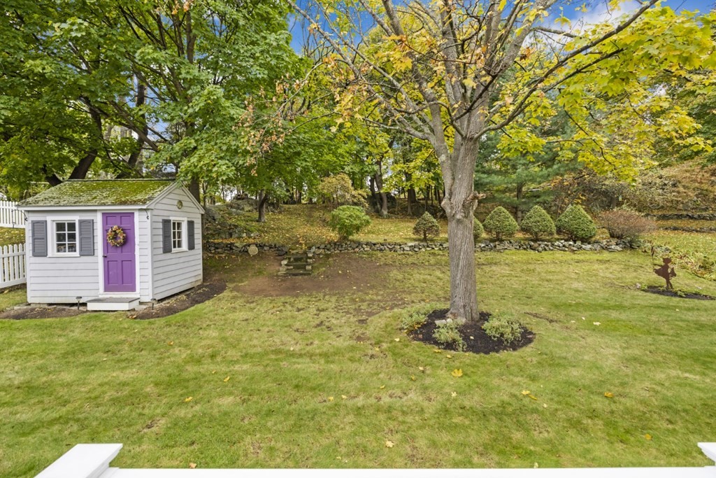 9 Surrey Road Salem, MA 01970 - Photo 29 of 42 Gallery Image 29