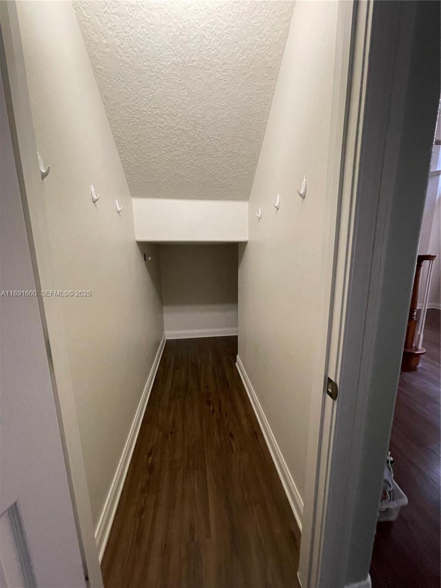 6841 Dolce Way Orlando, FL 32819 - Photo 14 of 38 storage(1st floor)