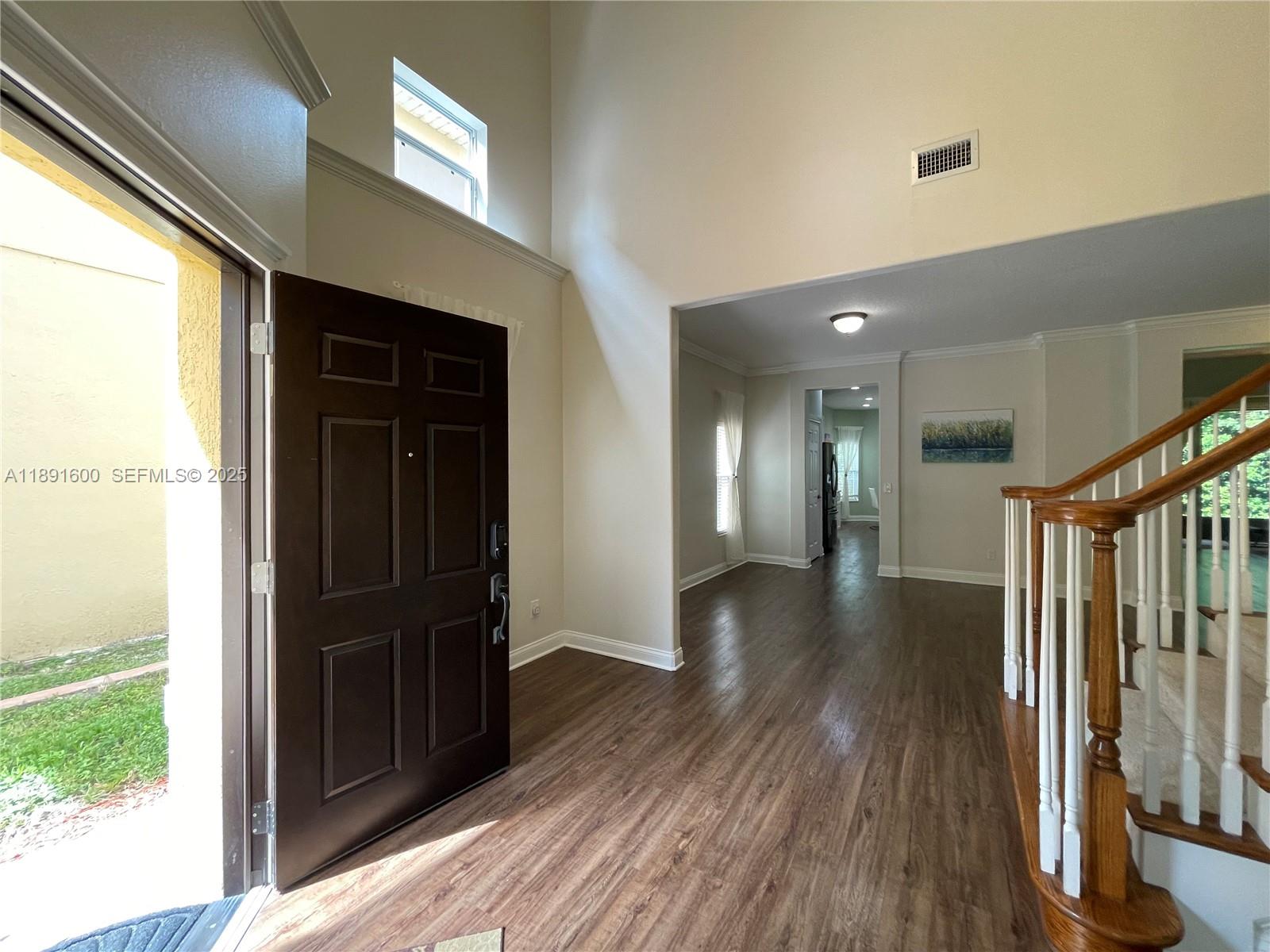 6841 Dolce Way Orlando, FL 32819 - Photo 3 of 38