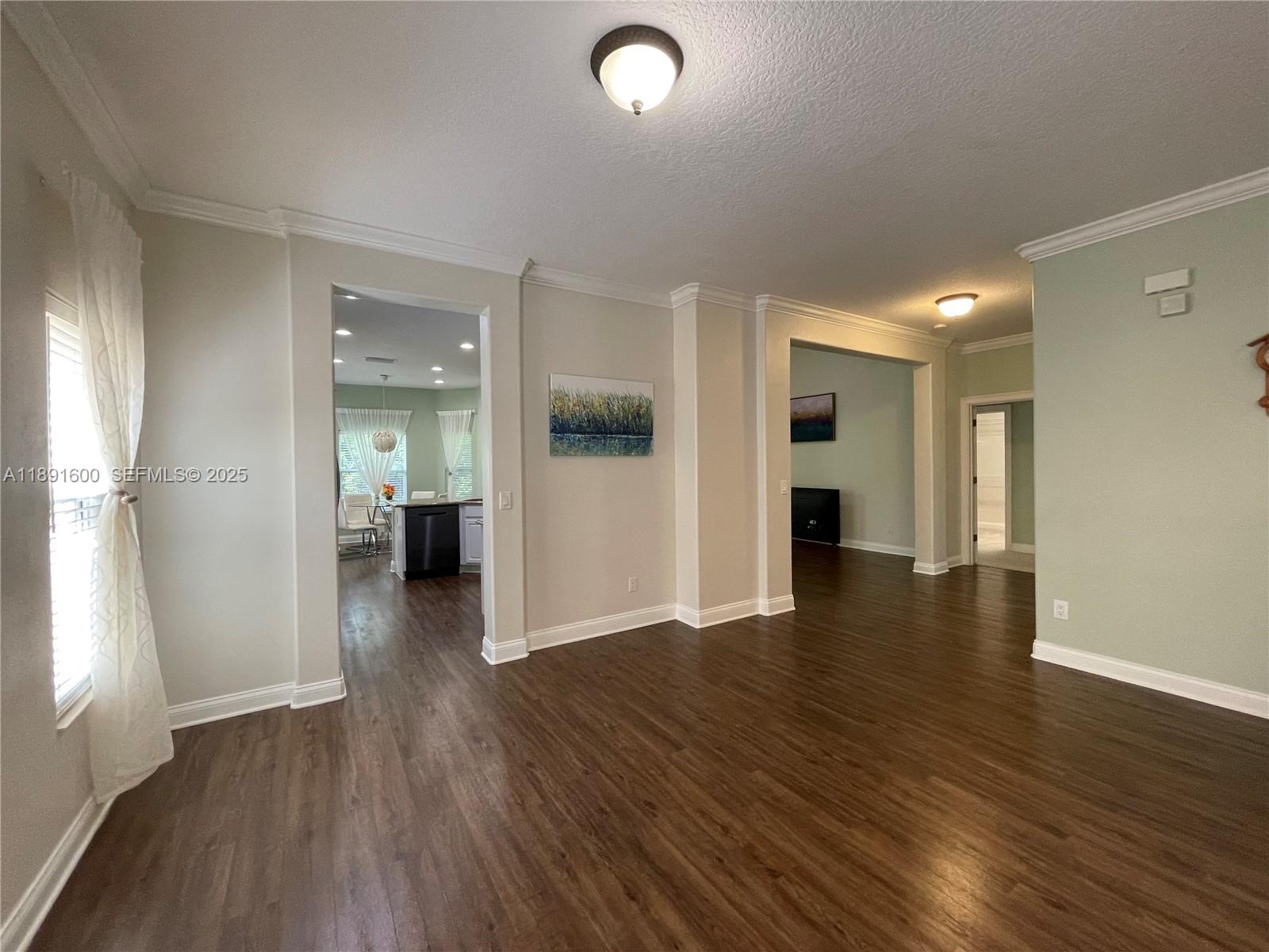 6841 Dolce Way Orlando, FL 32819 - Photo 4 of 38