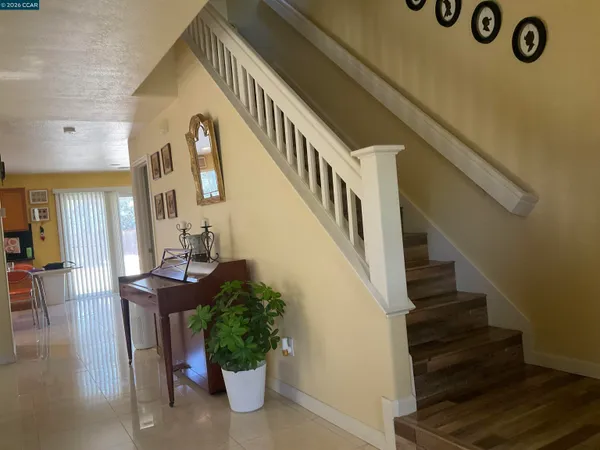 a view of entryway and hall
