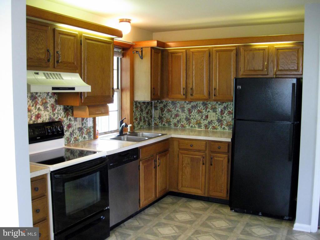 804 Kissel Hill Road Lititz, PA 17543 - Photo 14 of 42