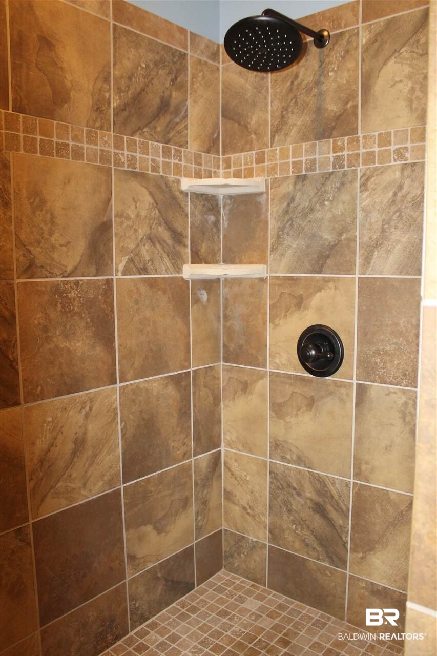3512 Rue Royal Mobile, AL 36693 - Photo 15 of 21 Wonderful walk in tiled shower