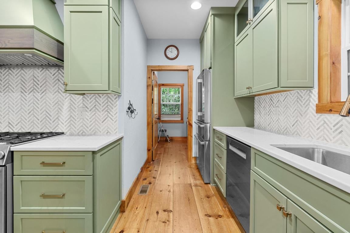 599 Tower Road Sapphire, NC 28774 - Photo 15 of 39 Gallery Image 15