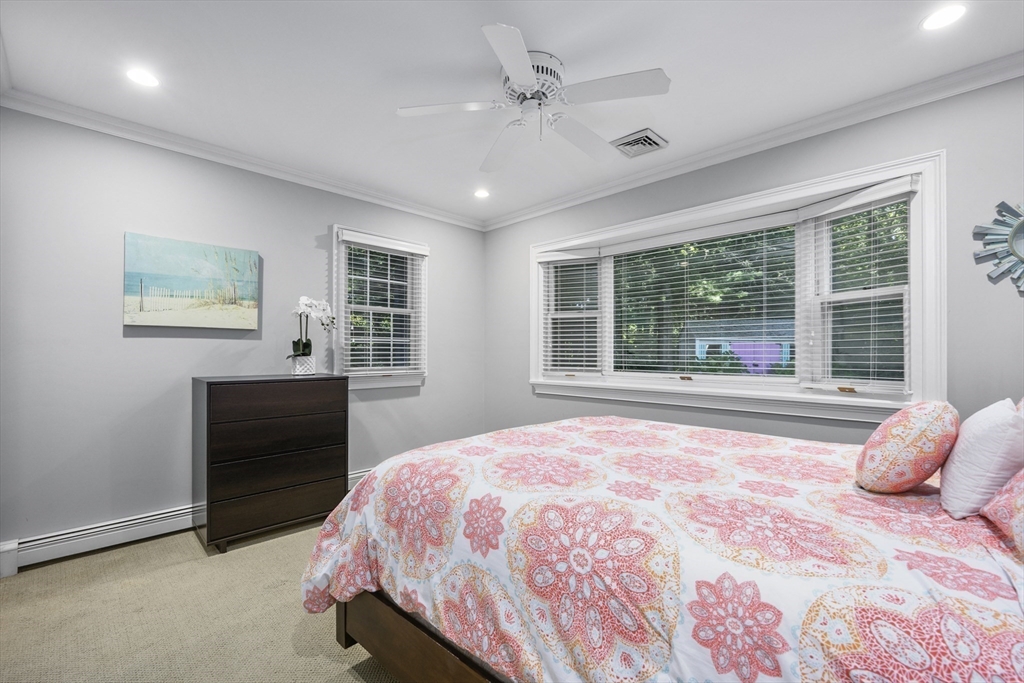 77 Robbins Street Barnstable, MA 02655 - Photo 14 of 41