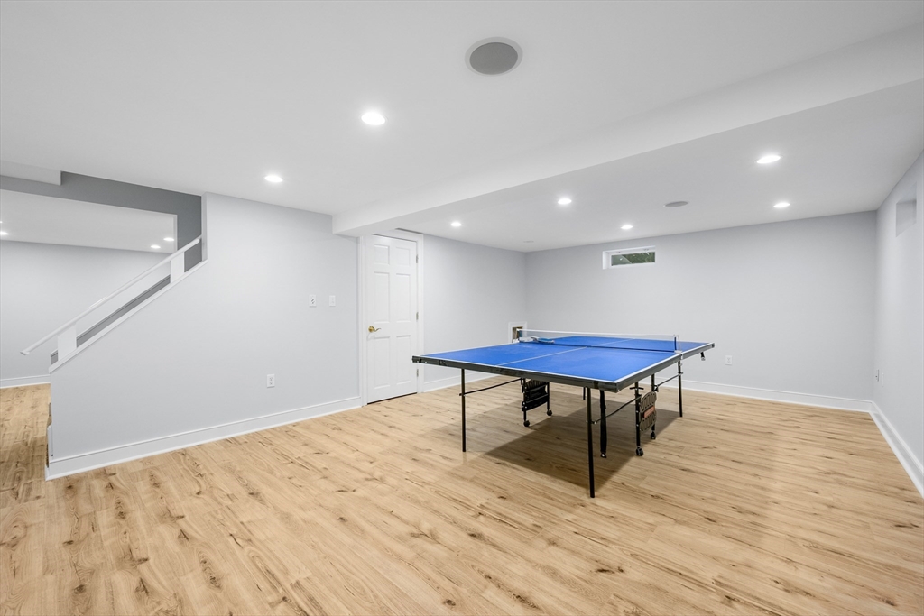 77 Robbins Street Barnstable, MA 02655 - Photo 24 of 41