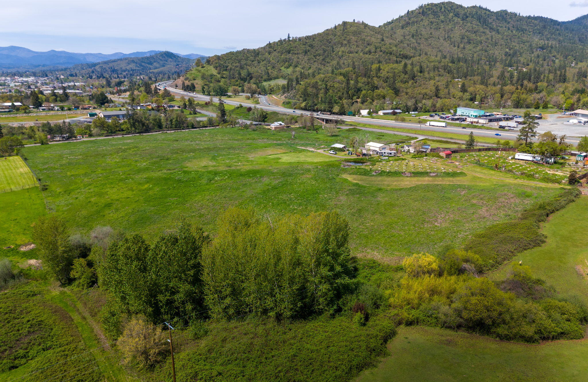 2635 Moon Mountain Road Grants Pass, OR 97526 - Photo 14 of 14 14-web-or-mls-MM (14)