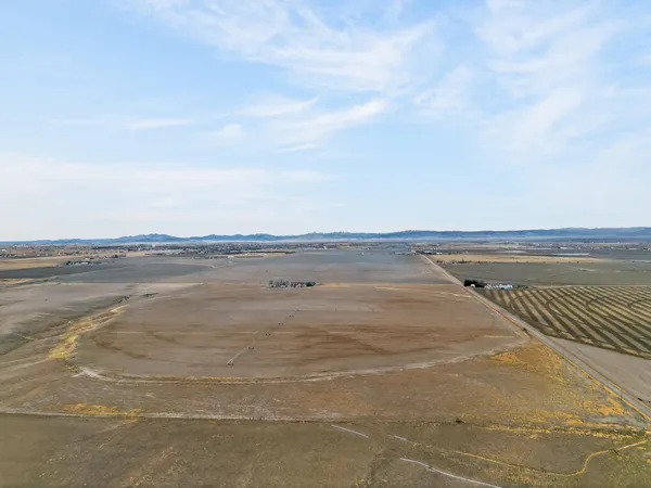 $900,000 | 133 Ringneck Road, Wheatland, WY 82201