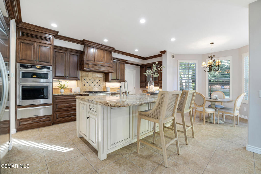 1910 Max Court Simi Valley, CA 93065 - Photo 17 of 67