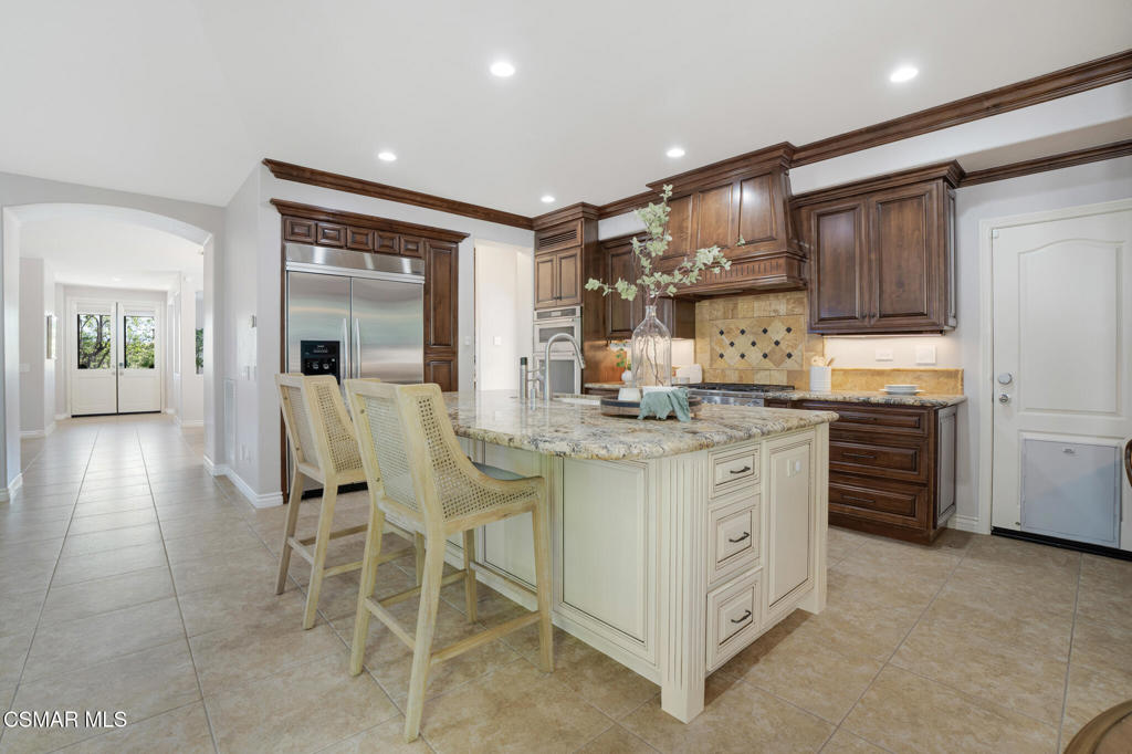 1910 Max Court Simi Valley, CA 93065 - Photo 18 of 67