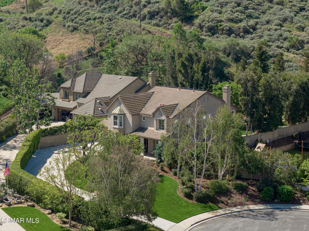 1910 Max Court Simi Valley, CA 93065 - Photo 2 of 67