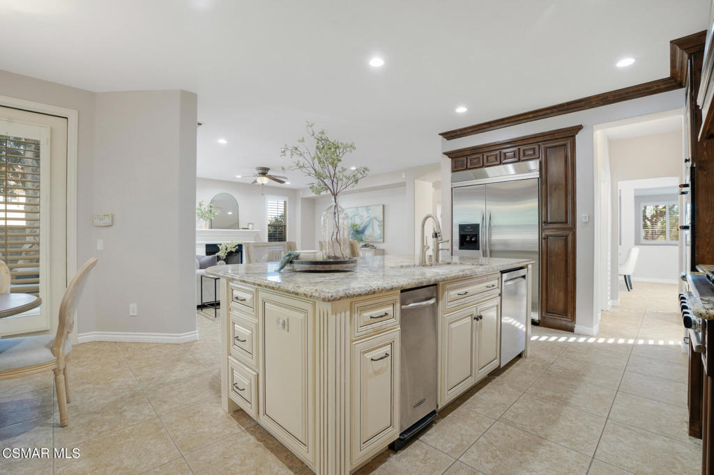 1910 Max Court Simi Valley, CA 93065 - Photo 21 of 67