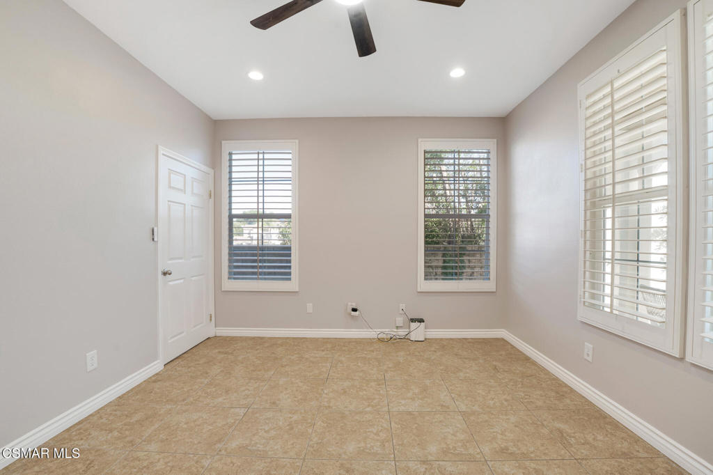 1910 Max Court Simi Valley, CA 93065 - Photo 28 of 67