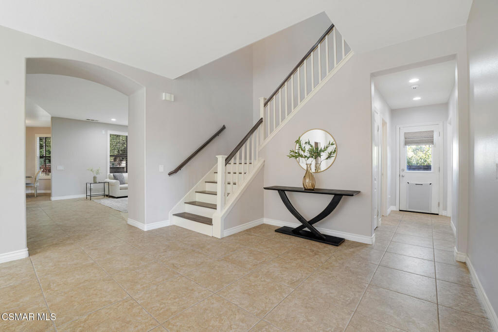 1910 Max Court Simi Valley, CA 93065 - Photo 29 of 67