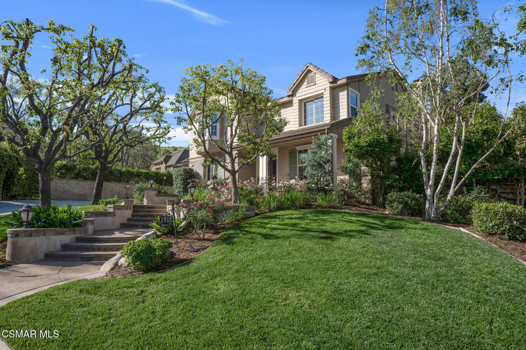 1910 Max Court Simi Valley, CA 93065 - Photo 3 of 67