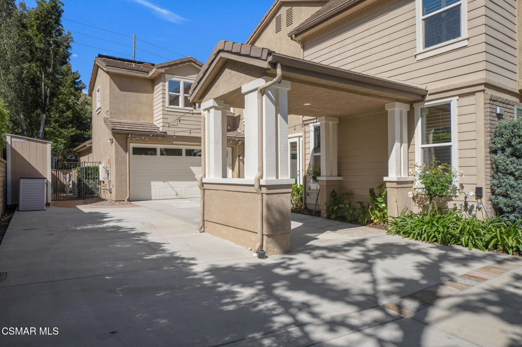 1910 Max Court Simi Valley, CA 93065 - Photo 7 of 67