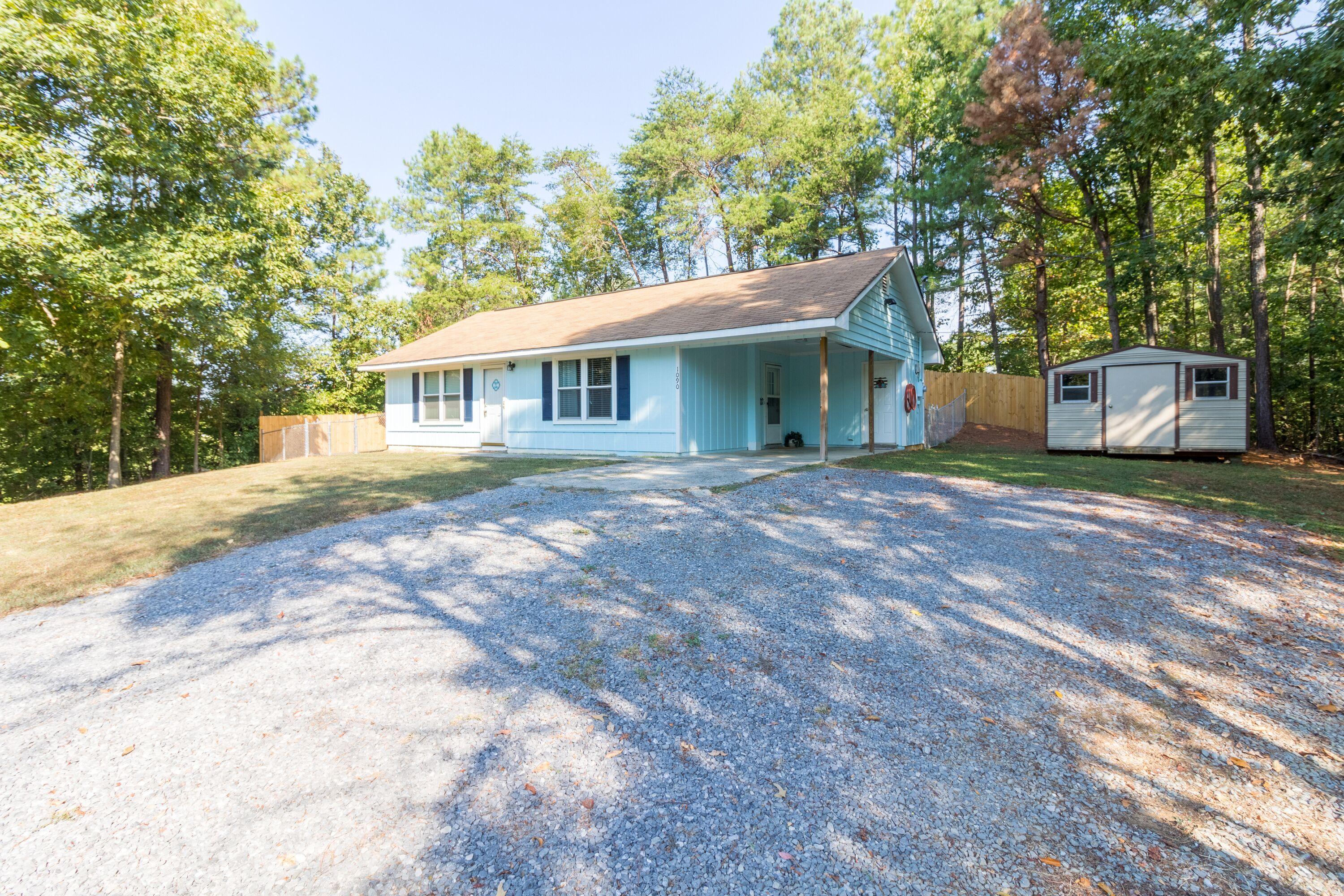 1090 Will Evans Road Chatsworth, GA 30705 - Photo 2 of 11 51C8E0DD-A09A-4AF1-9AC3-8BFB42B80844