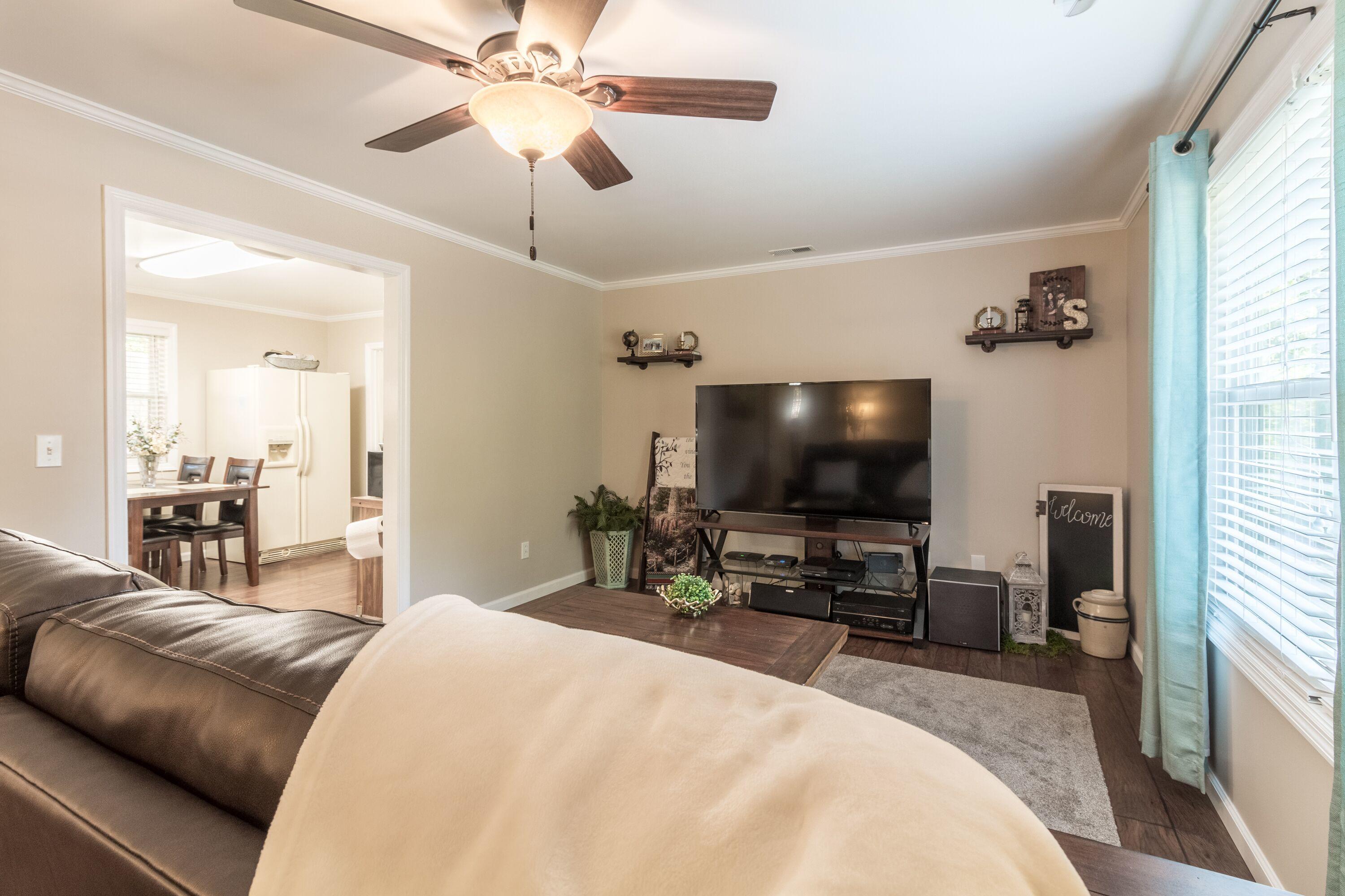 1090 Will Evans Road Chatsworth, GA 30705 - Photo 3 of 11 02E03276-FCFF-42A3-B885-B5F66A4071AF