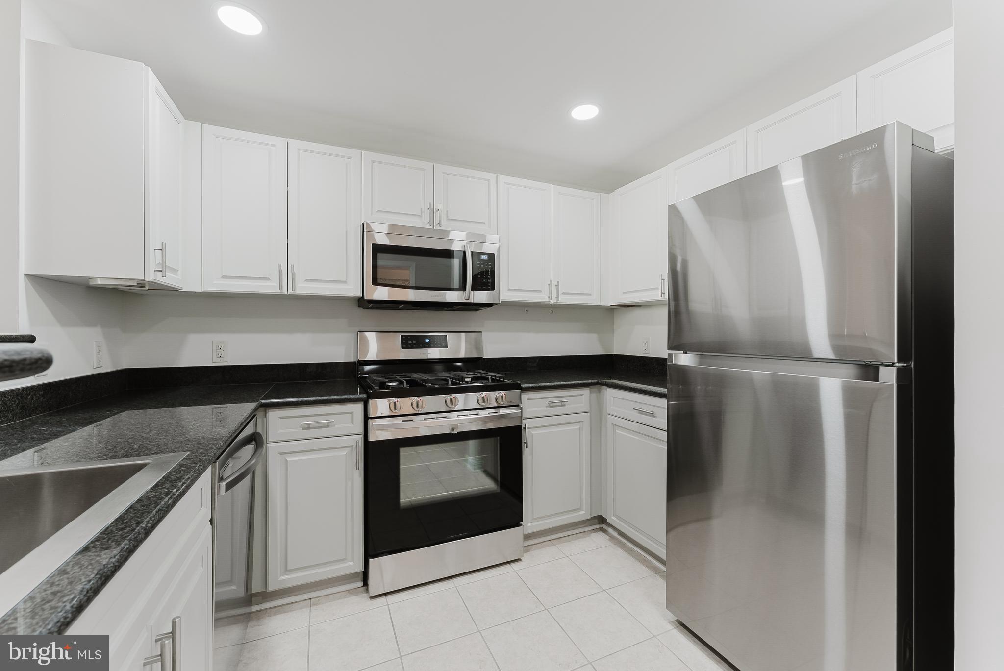 2726 Gallows Road, Unit 202 Vienna, VA 22180 - Photo 19 of 39