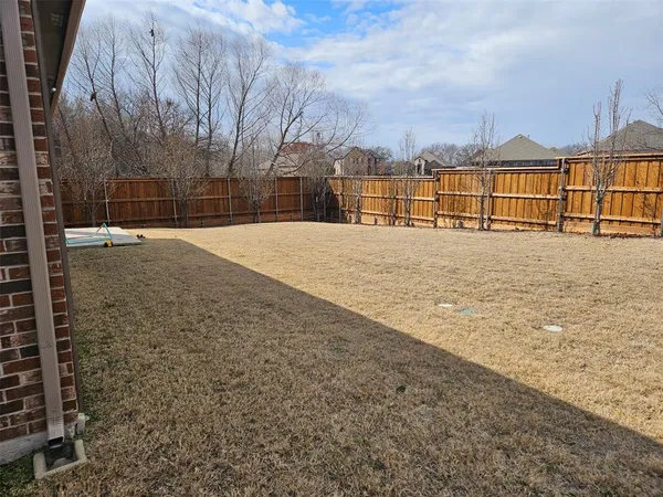 $2,500 | 801 Lake Cypress Lane, Little Elm, TX 75068