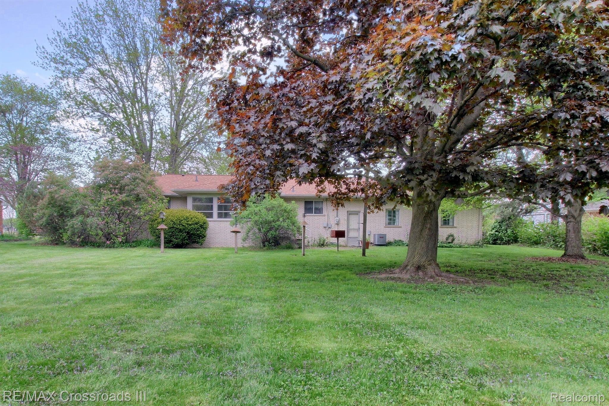 11544 Quirk Road Belleville, MI 48111 - Photo 15 of 35 Gallery Image 15