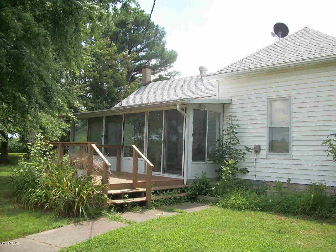 580 Sutton Road Eldorado, IL 62930 - Photo 1 of 30 Gallery Image 1