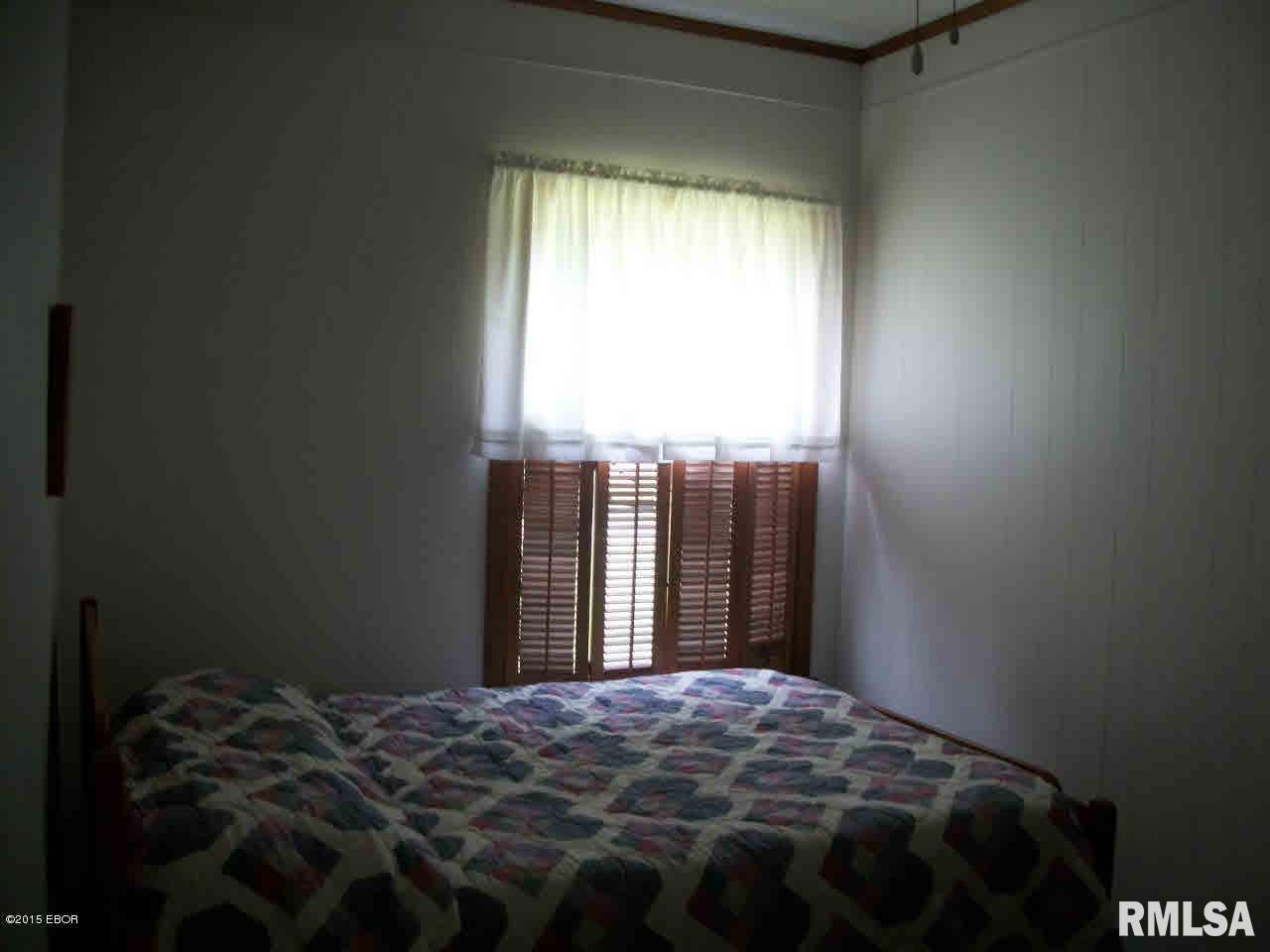 580 Sutton Road Eldorado, IL 62930 - Photo 17 of 30 Gallery Image 17