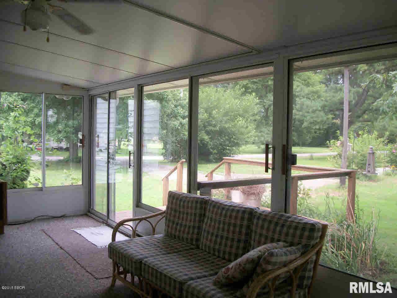 580 Sutton Road Eldorado, IL 62930 - Photo 2 of 30 Gallery Image 2