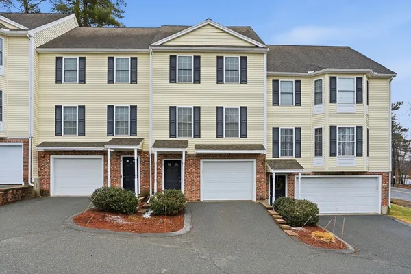 $495,000 | 1401 Pawtucket Boulevard, Unit 2, Lowell, MA 01854