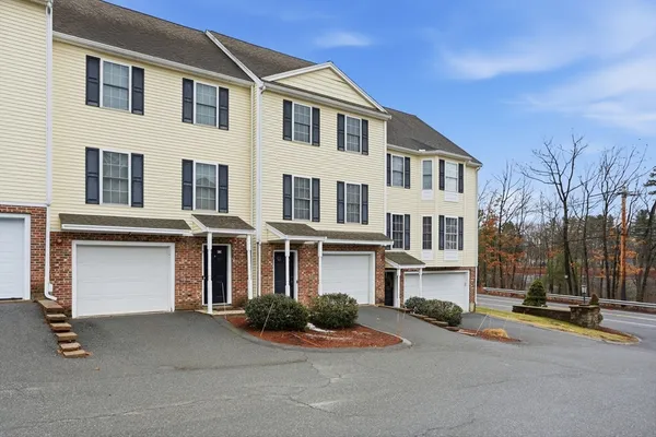 $495,000 | 1401 Pawtucket Boulevard, Unit 2, Lowell, MA 01854