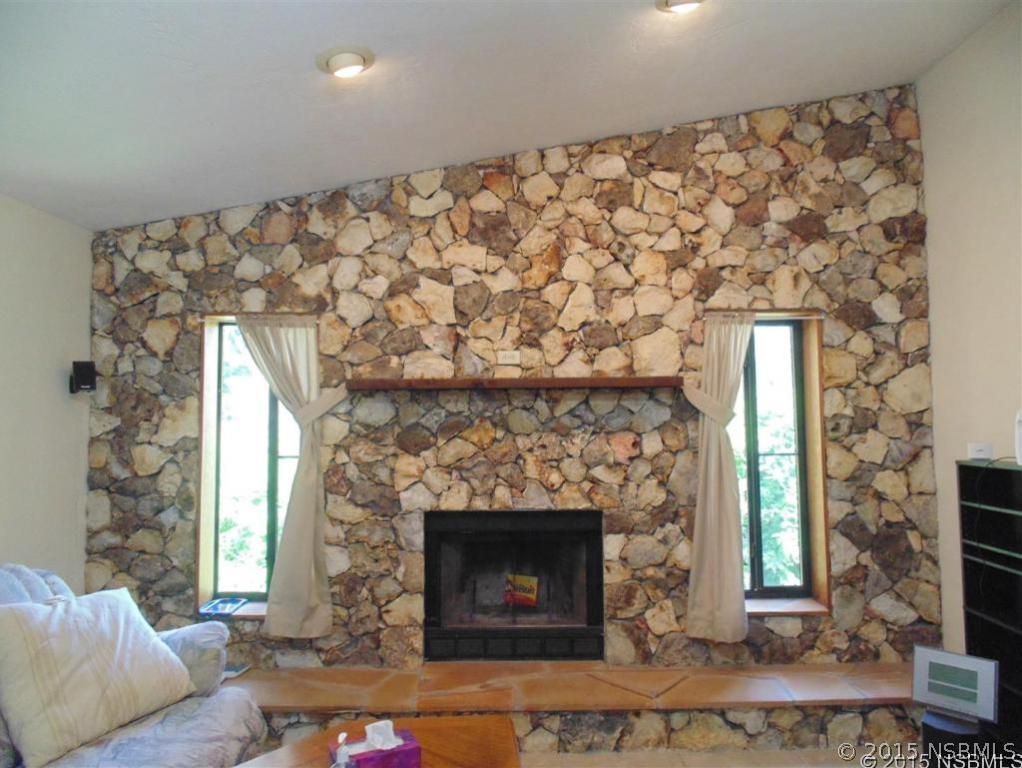 117 Hibiscus Road Edgewater, FL 32141 - Photo 2 of 15 Gallery Image 2