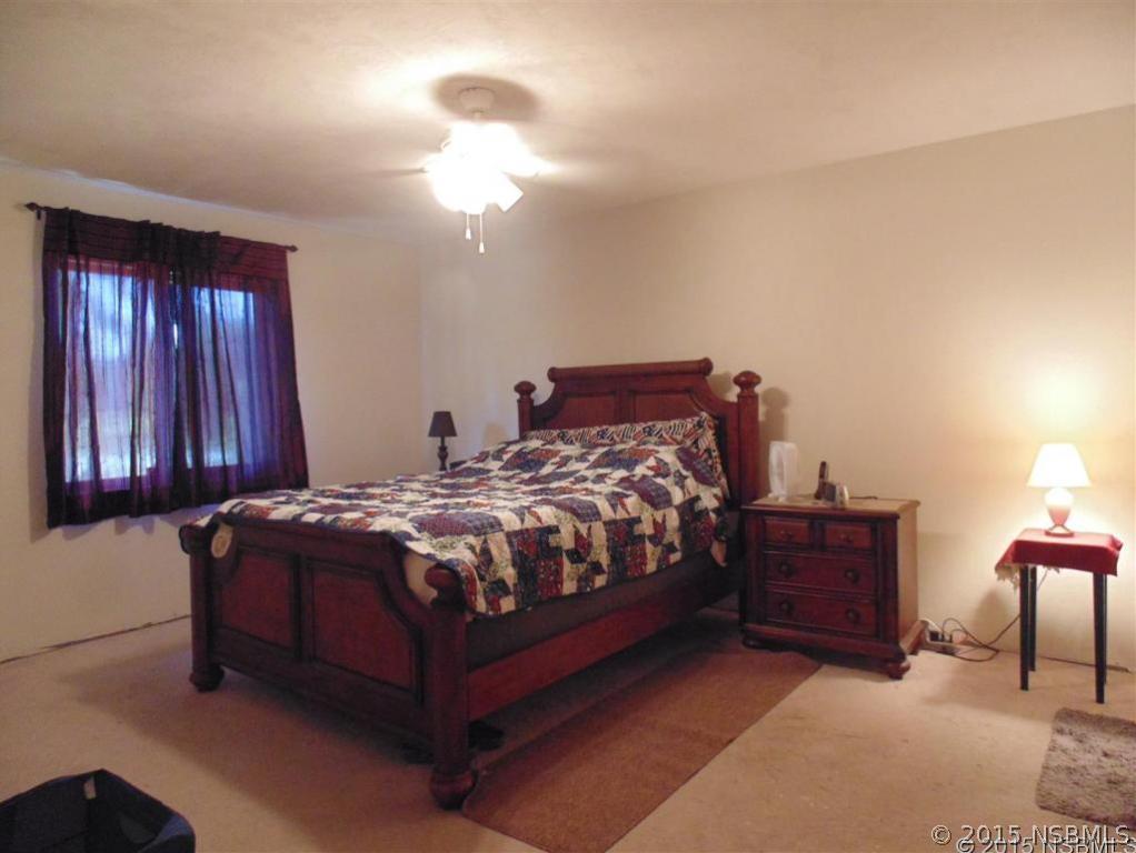 117 Hibiscus Road Edgewater, FL 32141 - Photo 8 of 15 Gallery Image 8