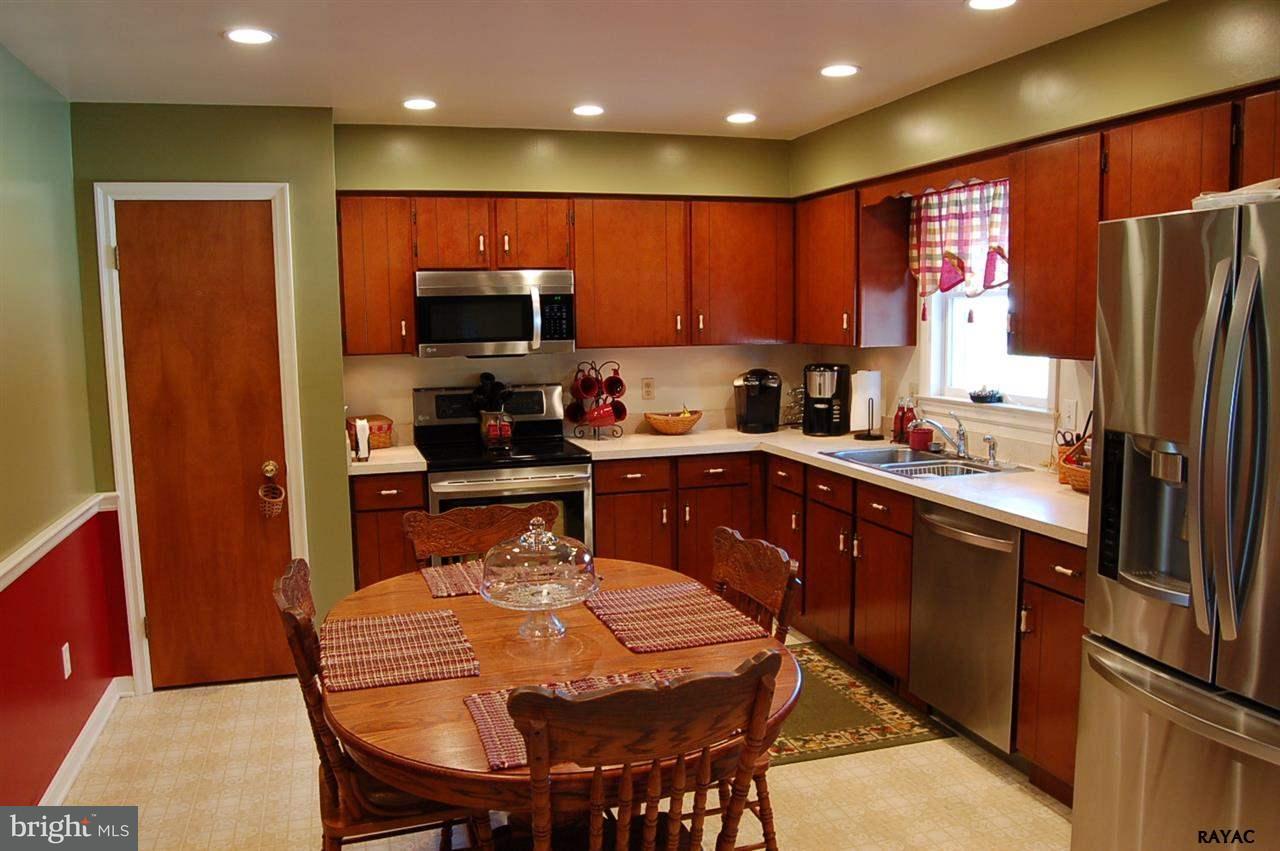 465 Torbert Road Fawn Grove, PA 17321 - Photo 2 of 12 Gallery Image 2