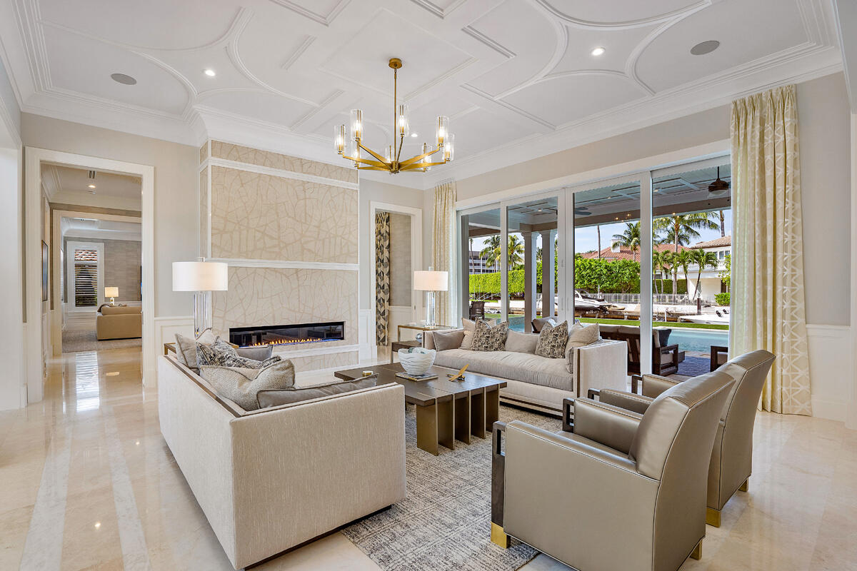 133 Coconut Palm Road Boca Raton, FL 33432 - Photo 11 of 72 133_Coconut_Palm_Road_16