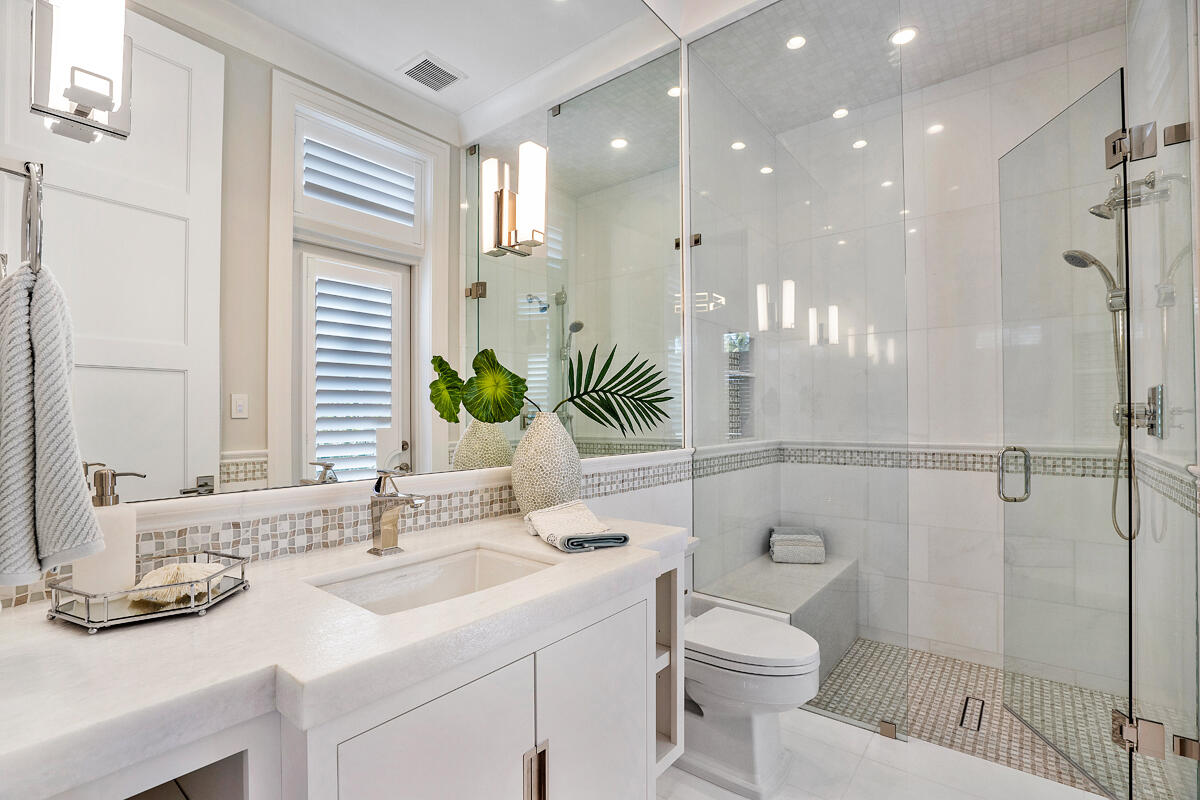 133 Coconut Palm Road Boca Raton, FL 33432 - Photo 31 of 72 133_Coconut_Palm_Road_40