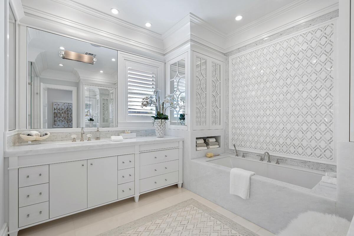 133 Coconut Palm Road Boca Raton, FL 33432 - Photo 43 of 72 133_Coconut_Palm_Road_52