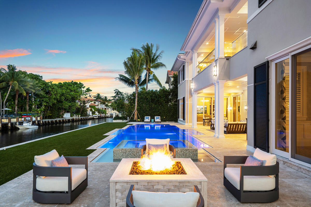 133 Coconut Palm Road Boca Raton, FL 33432 - Photo 64 of 72 133_Coconut_Palm_Road_Dusk_07