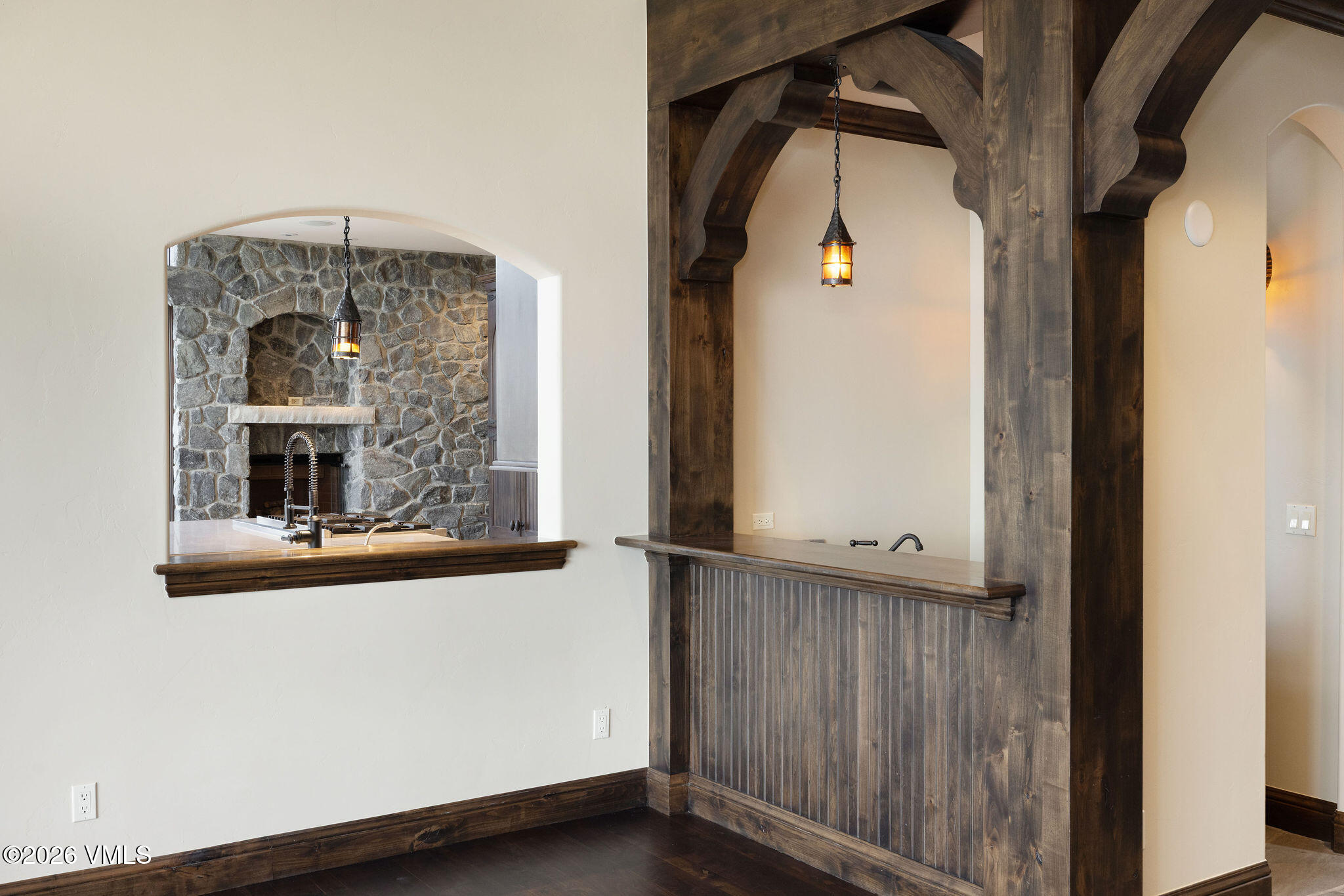 209 Forest Trail Edwards, CO 81632 - Photo 11 of 59 2604_209_forest_tr_interior_living_e