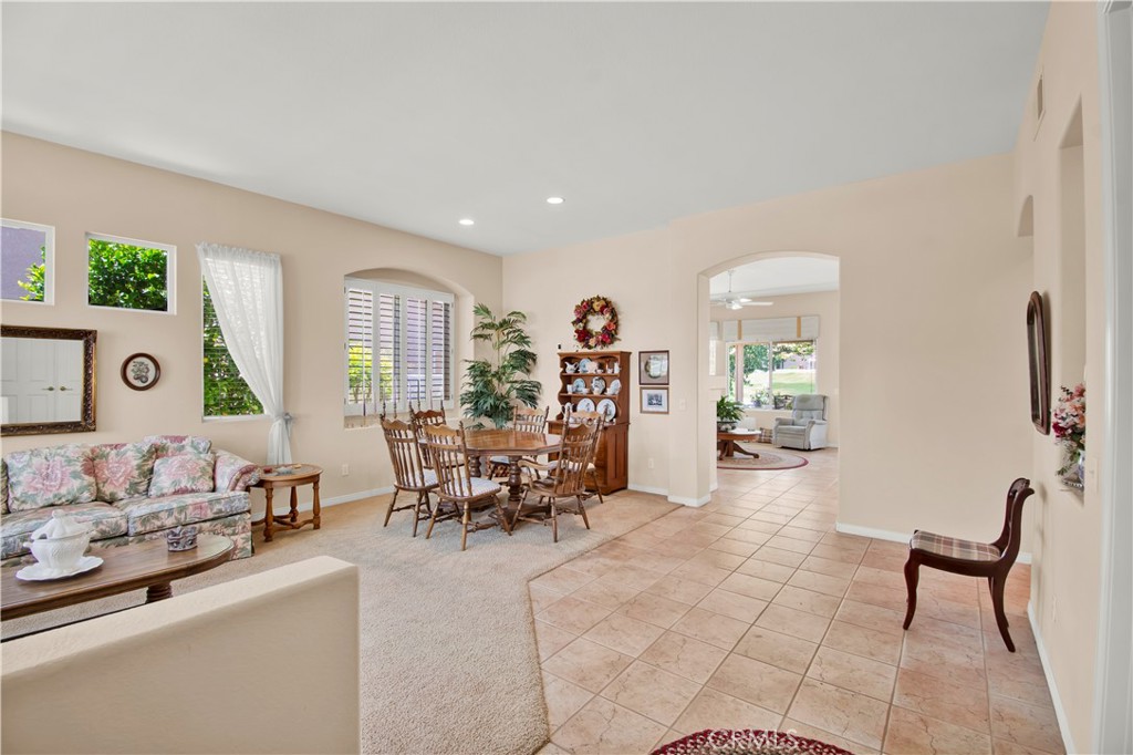 1287 Riviera Avenue Banning, CA 92220 - Photo 11 of 51 Arched Doorways - Light & Bright