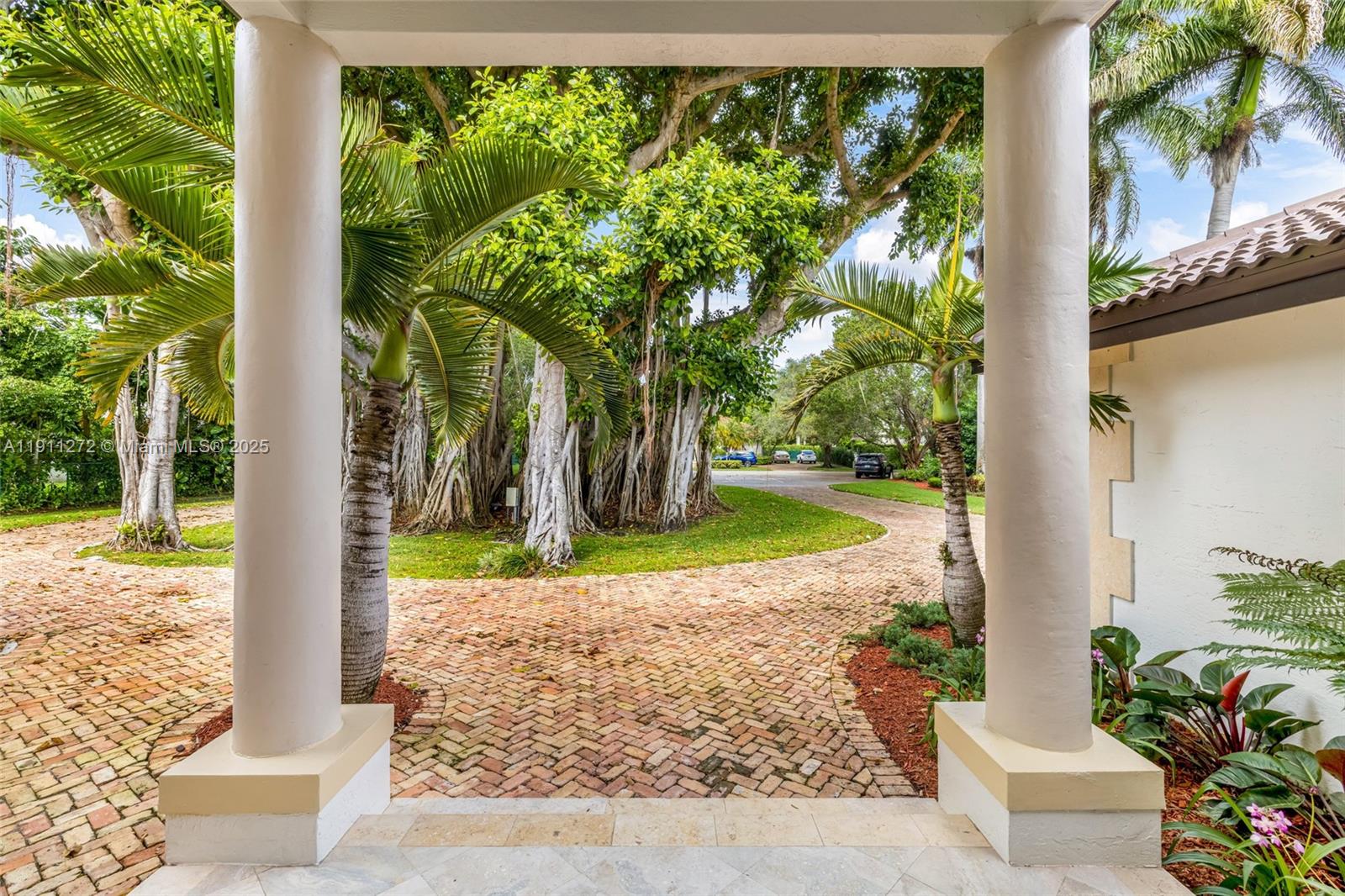 7250 Southwest 99th Street Pinecrest, FL 33156 - Photo 8 of 40