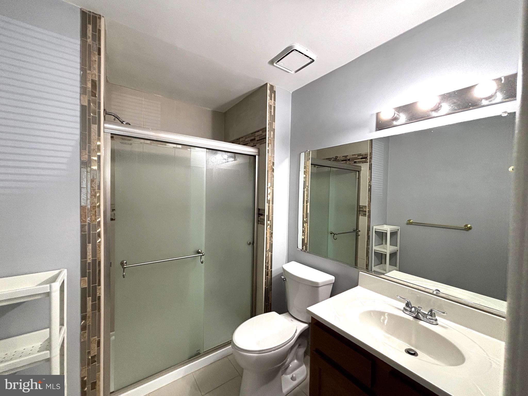 4905 A Dunbarton Road Mount Laurel, NJ 08054 - Photo 13 of 21