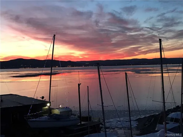 $3,200 | 39 North Riverside Avenue, Croton-on-Hudson, NY 10520