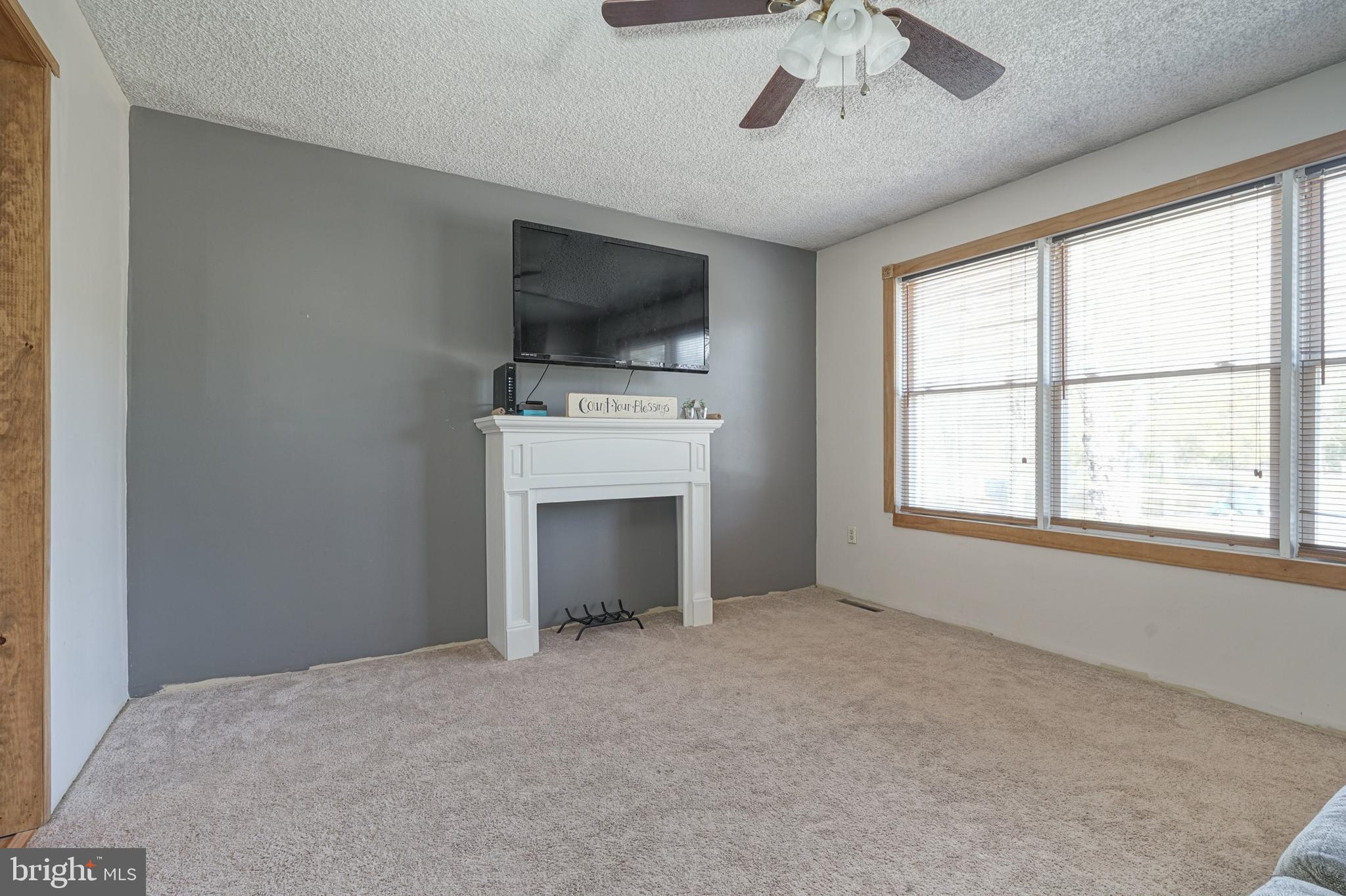 715 Swedesboro Road Monroeville, NJ 08343 - Photo 3 of 30