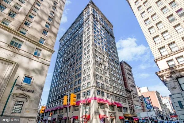 $2,250 | 1500-00 Chestnut Street, Unit 4H, Philadelphia, PA 19102