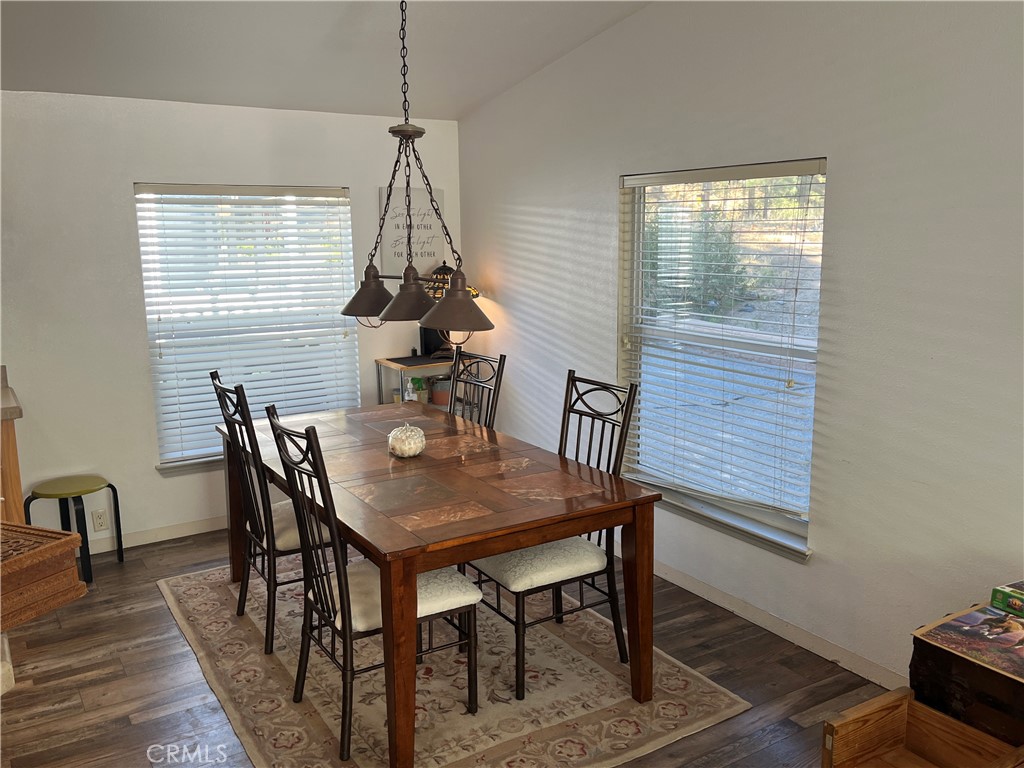 39950 7 Oaks Road, Unit 41 Angelus Oaks, CA 92305 - Photo 3 of 21 DINING ROOM