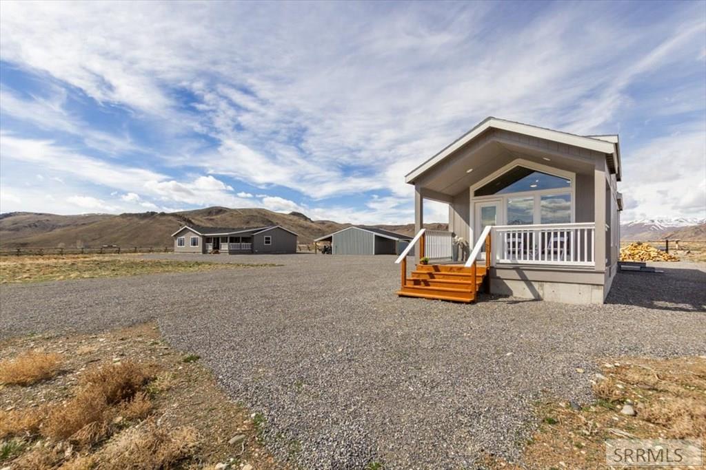 5897 West Remington Ridge Mackay, ID 83251 - Photo 37 of 45 Guest quarters