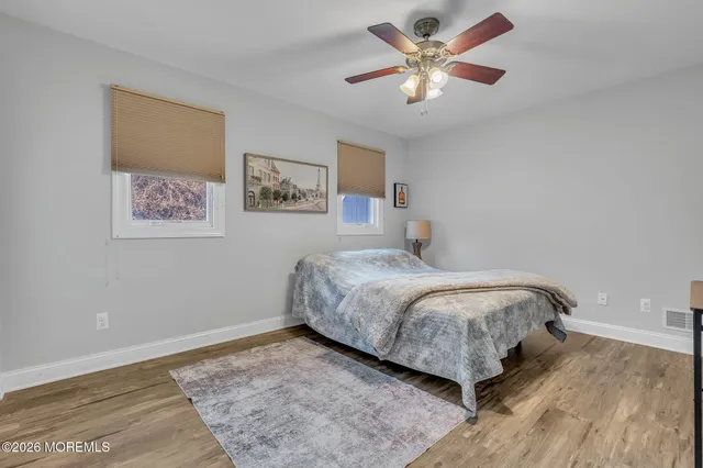 $3,900 | 23 East Mnr Square, Highlands, NJ 07732