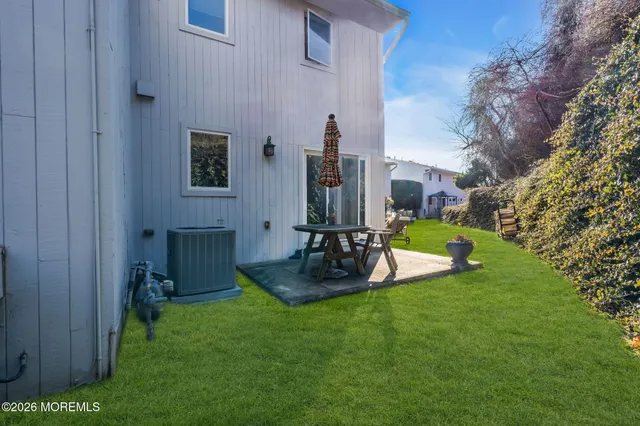 $3,900 | 23 East Mnr Square, Highlands, NJ 07732