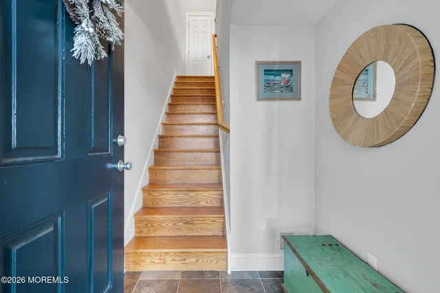 $3,900 | 23 East Mnr Square, Highlands, NJ 07732